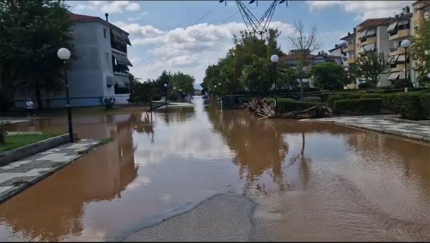 "Να αποκατασταθεί άμεσα η εσωτερική οδοποιία"